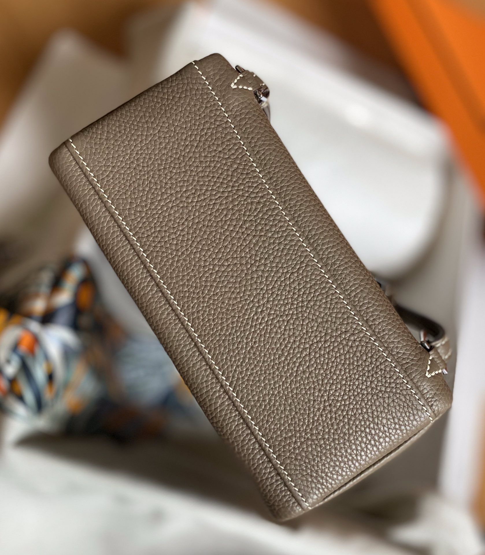 Hermes Kelly Ado Backpack in Taupe Clemence Leather - Image 9