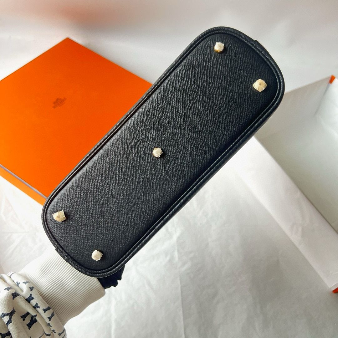 Hermes Bolide 1923 25 Handmade Bag in Black Epsom Calfskin - Image 6