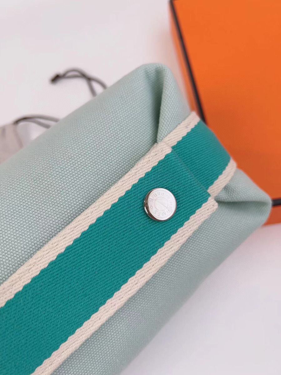 Hermes Bride-a-Brac Large Case in Light Green Canvas - Image 5