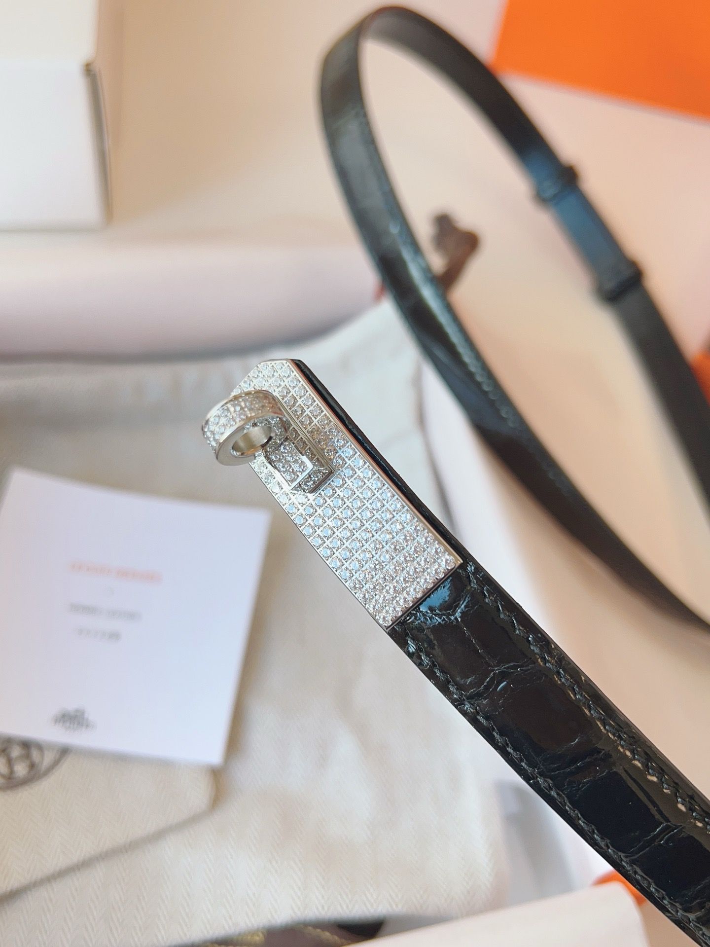 Hermes Kelly 18 Diamond Belt in Black Shiny Alligator Leather - Image 5