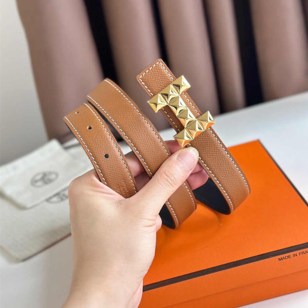 Hermes H Medor Reversible Belt 24MM in Gold Epsom Leather - Image 6