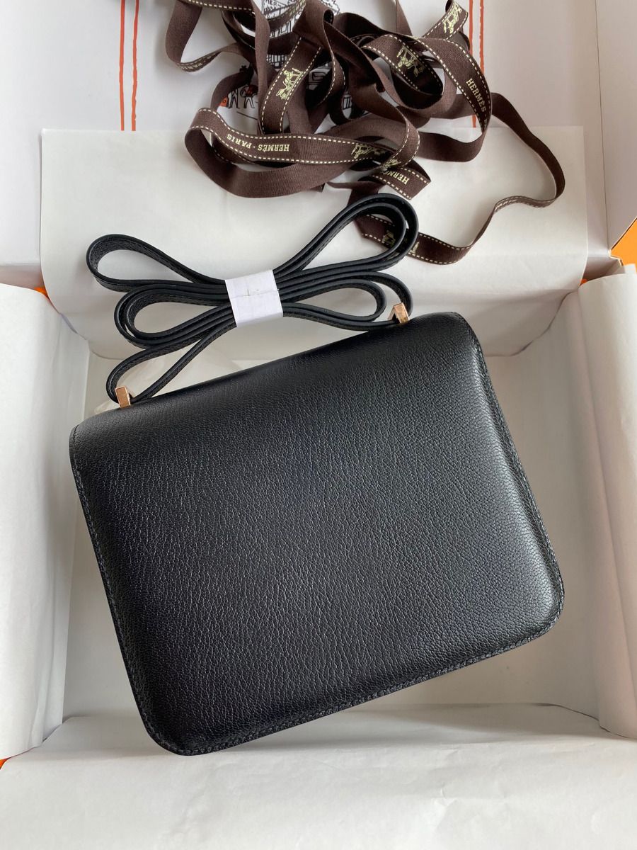 Hermes Constance 18 Handmade Bag In Black Chevre Mysore Leather - Image 3
