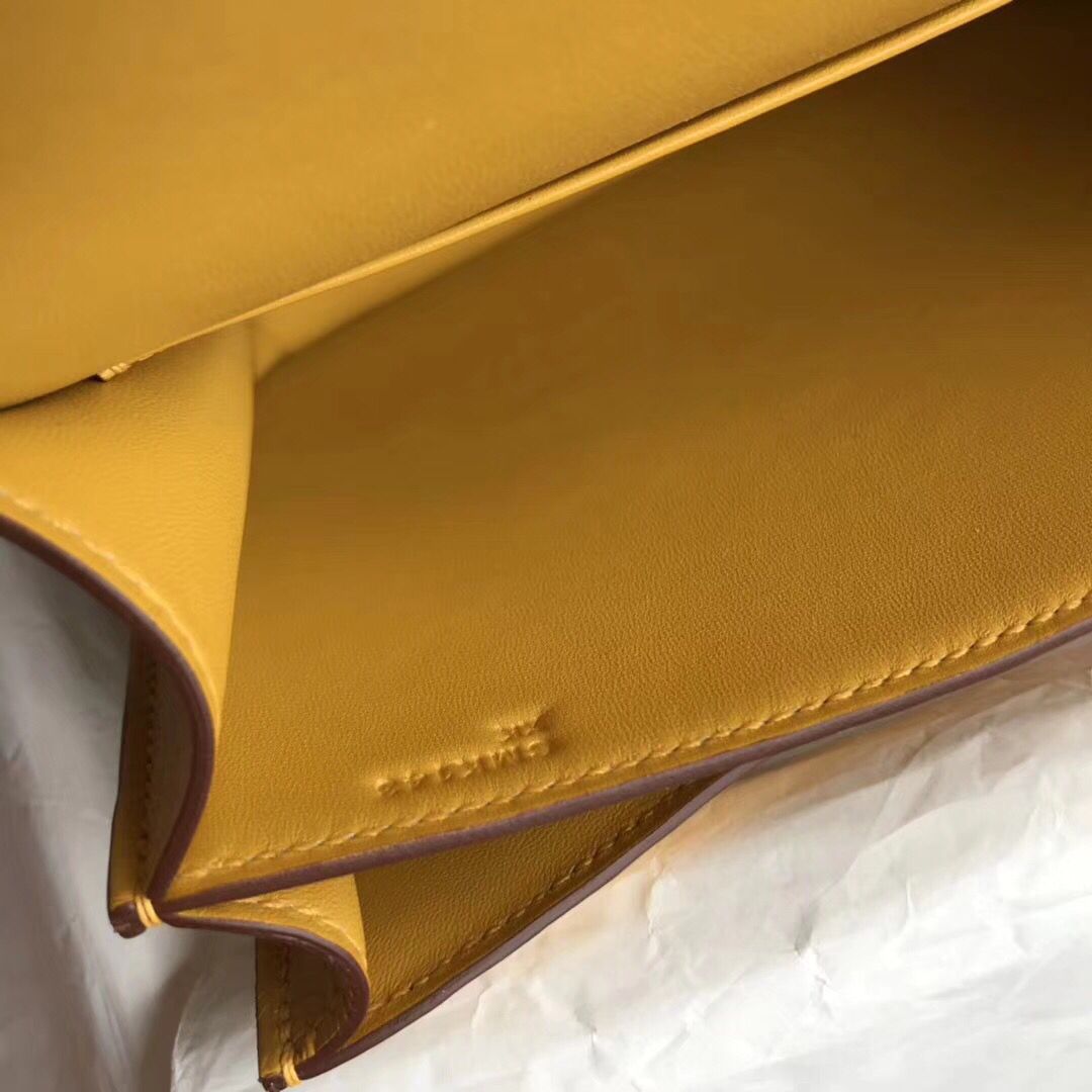 Hermes Constance 18 Handmade Bag In Jaune Ambre Epsom Calfskin - Image 13