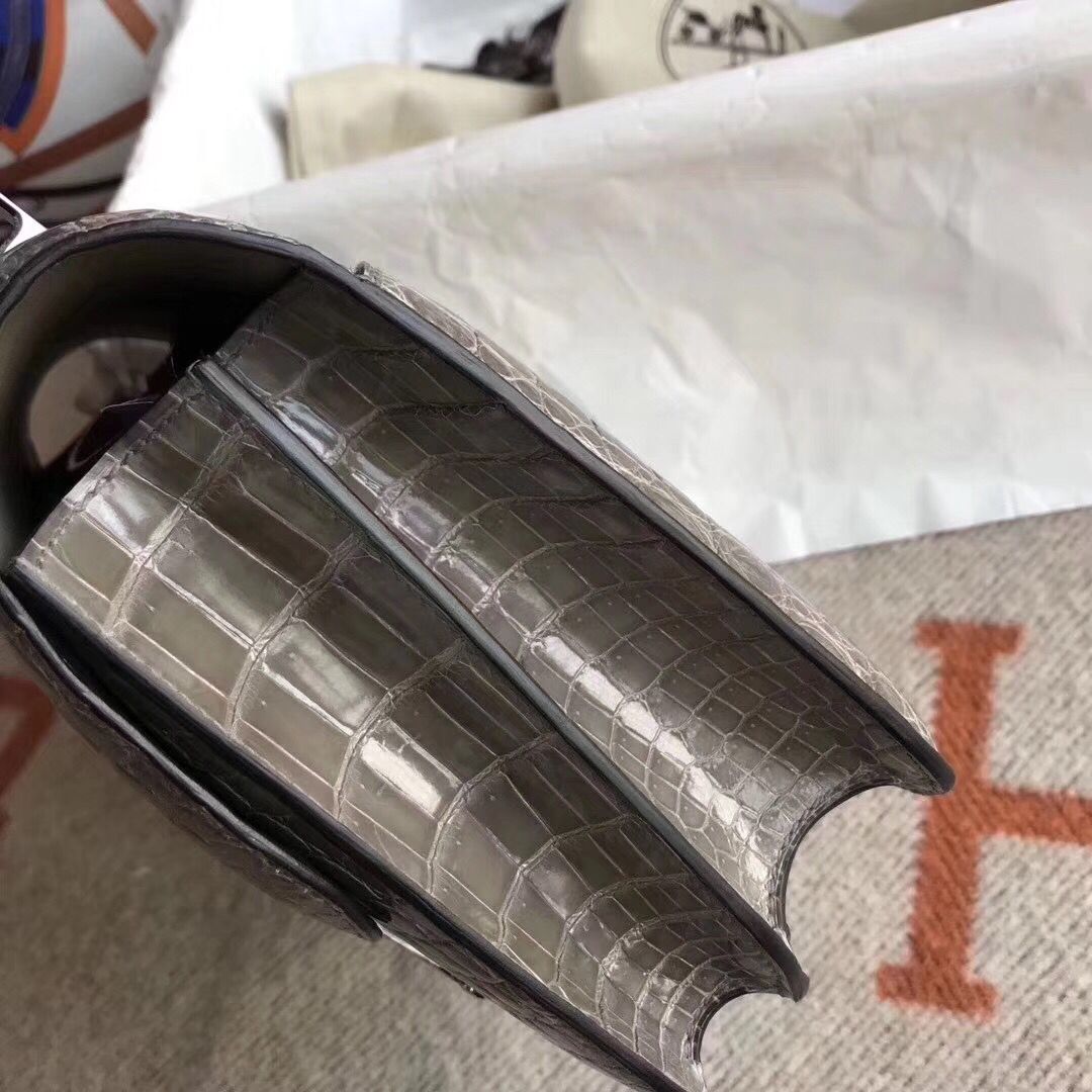 Hermes Constance 24 Handmade Bag In Grey Niloticus Crocodile - Image 8