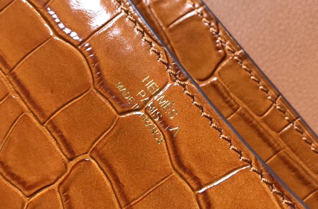 Hermes Constance 24cm Bag In Brown Embossed Crocodile - Image 6