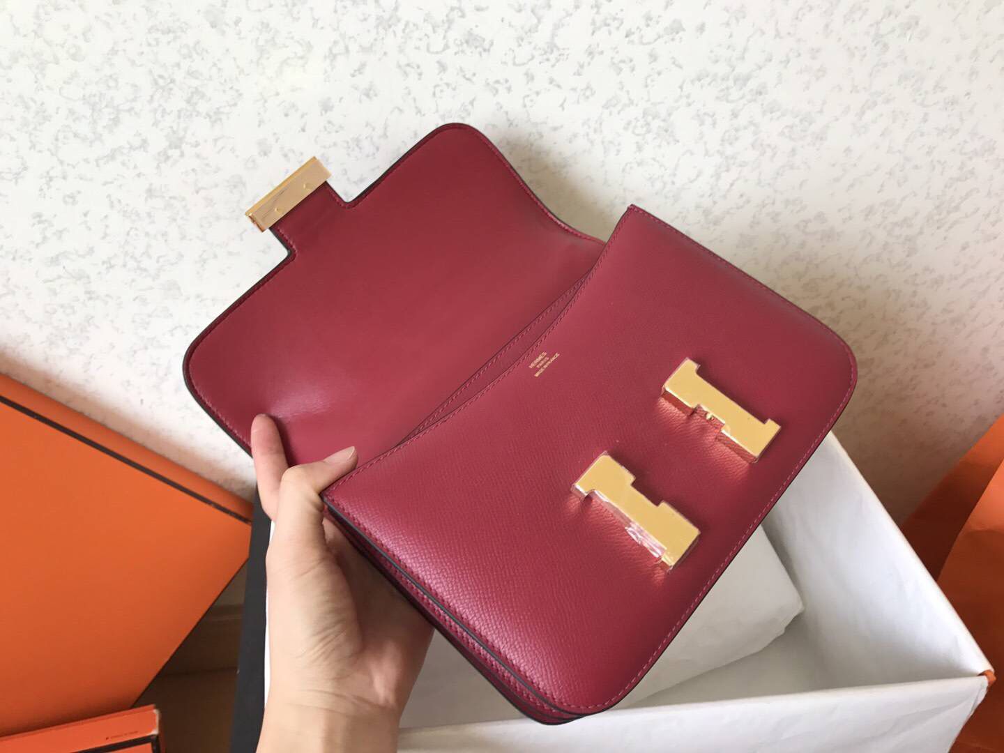 Hermes Constance 24 Handmade Bag In Ruby Epsom Leather - Image 7