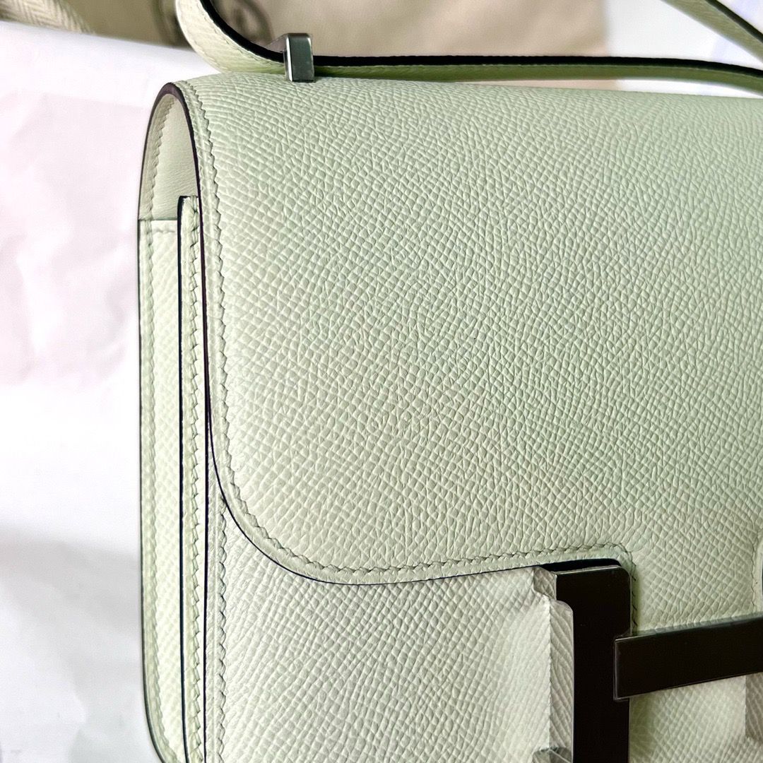 Hermes Constance 1-18 Mirror Bag In Vert Fizz Epsom Calfskin - Image 10