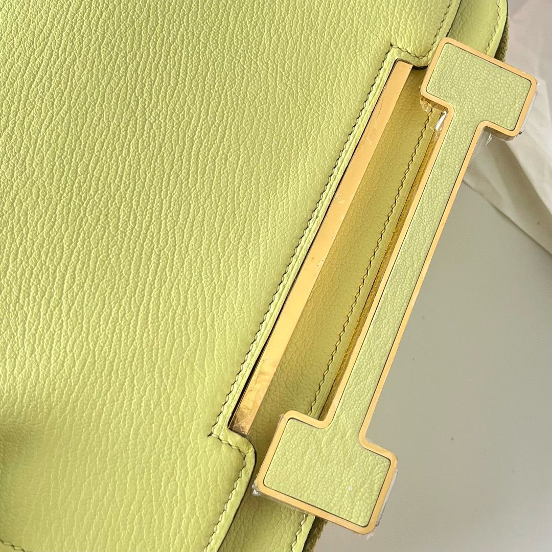 Hermes Geta Handmade Bag In Jaune Bourgeon Chevre Mysore Leather - Image 5
