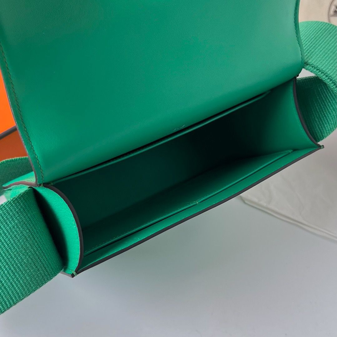 Hermes Geta Handmade Bag In Menthe Chevre Mysore Leather - Image 10