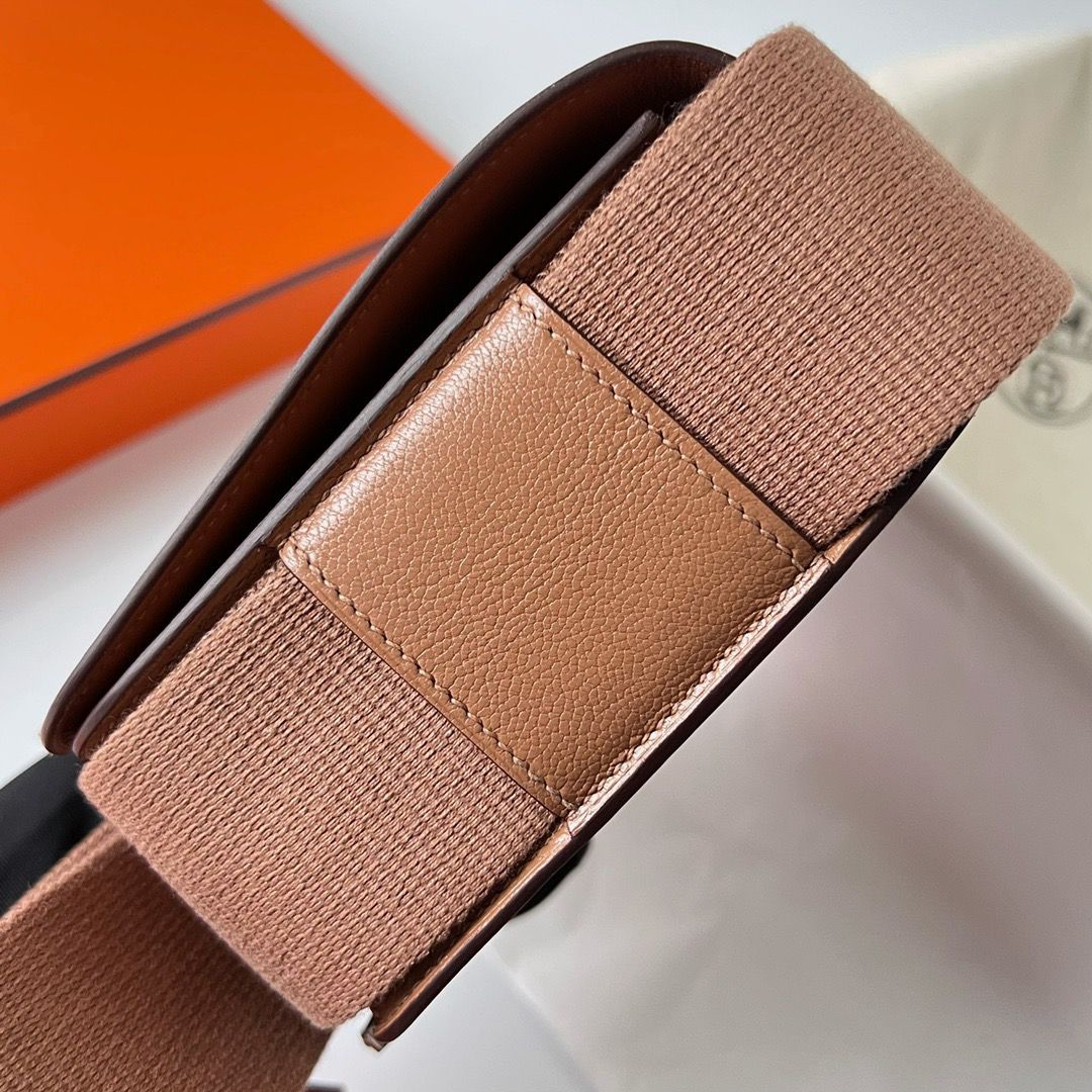 Hermes Geta Handmade Bag In Quebracho Chevre Mysore Leather - Image 5