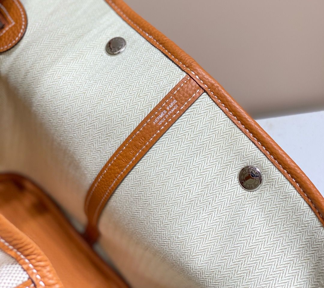 Hermes Garden Party 36cm Bag in Toile and Gold Leather - Image 7