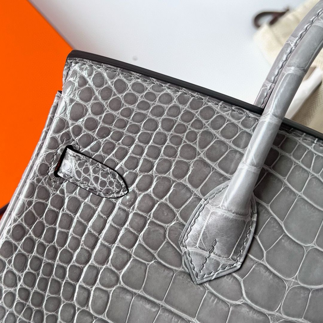 Hermes Birkin 25 Retourne Handmade Bag in Gris Ciment Shiny Alligator Leather - Image 5