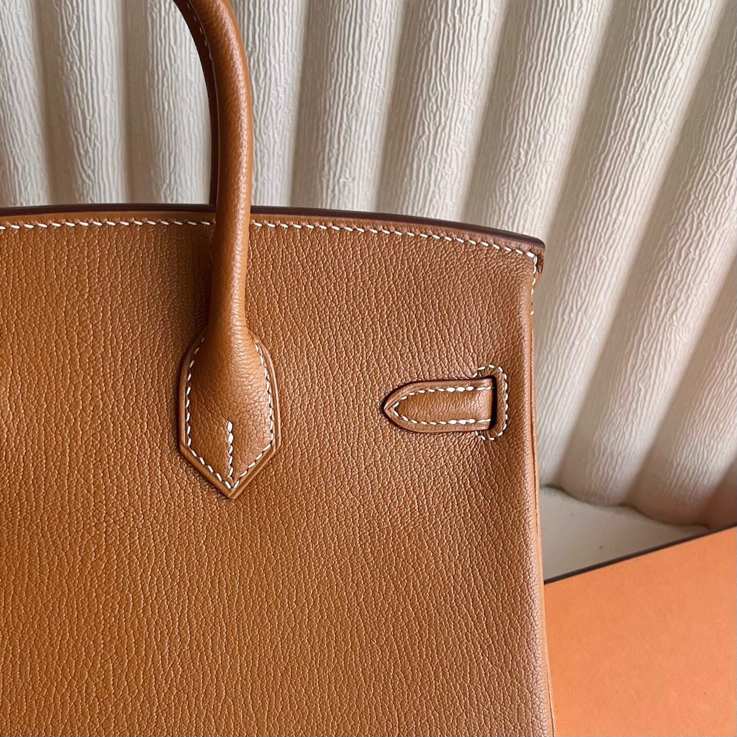 Hermes Birkin 25 Retourne Handmade Bag in Gold Chevre Mysore Goatskin - Image 10