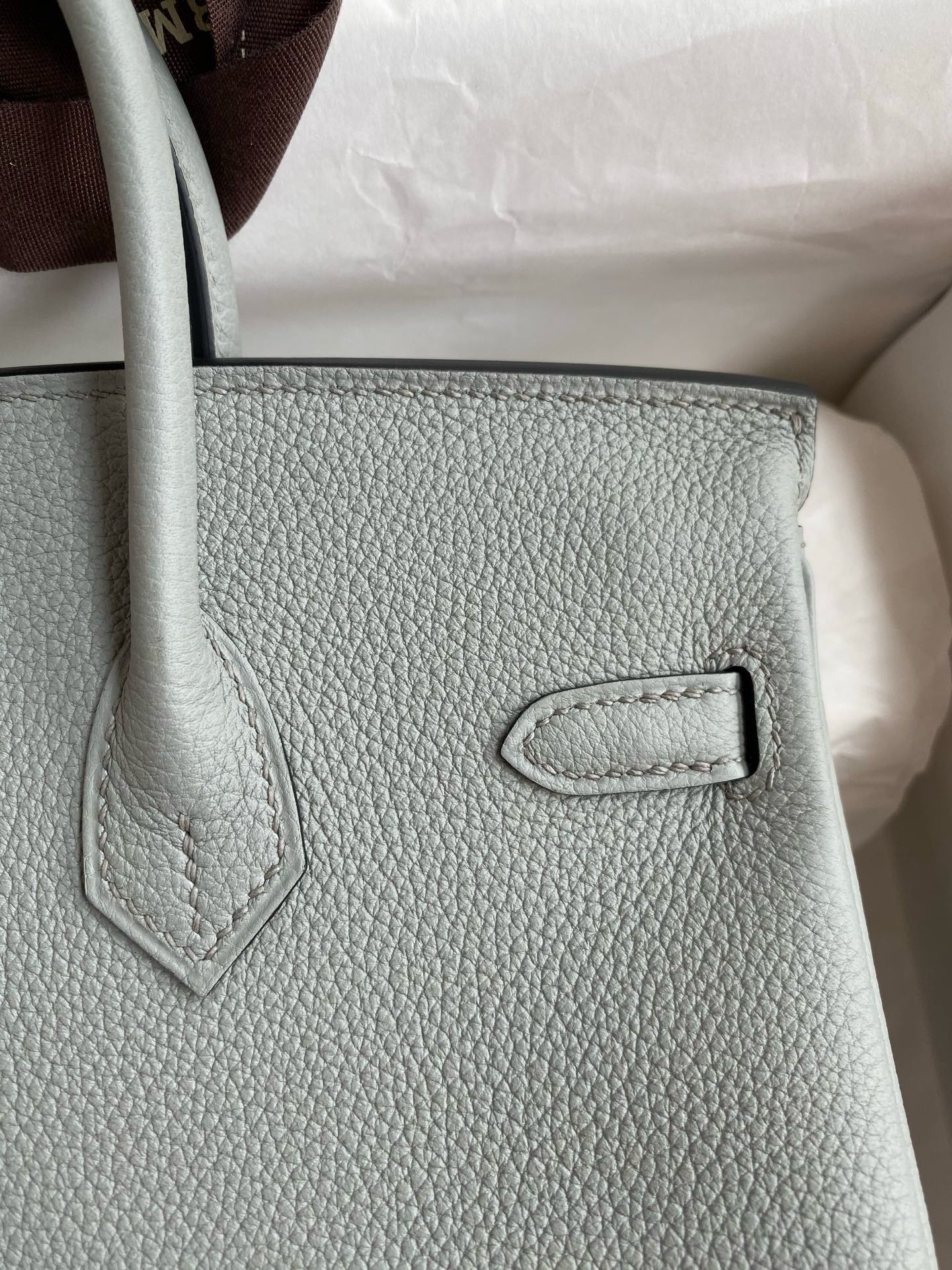 Hermes Birkin 25 Retourne Handmade Bag in Gris Mouette Clemence Leather - Image 5