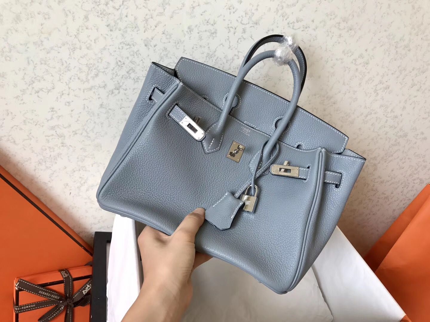 Hermes Birkin 25 Handmade Bag In Blue Lin Clemence Leather - Image 4