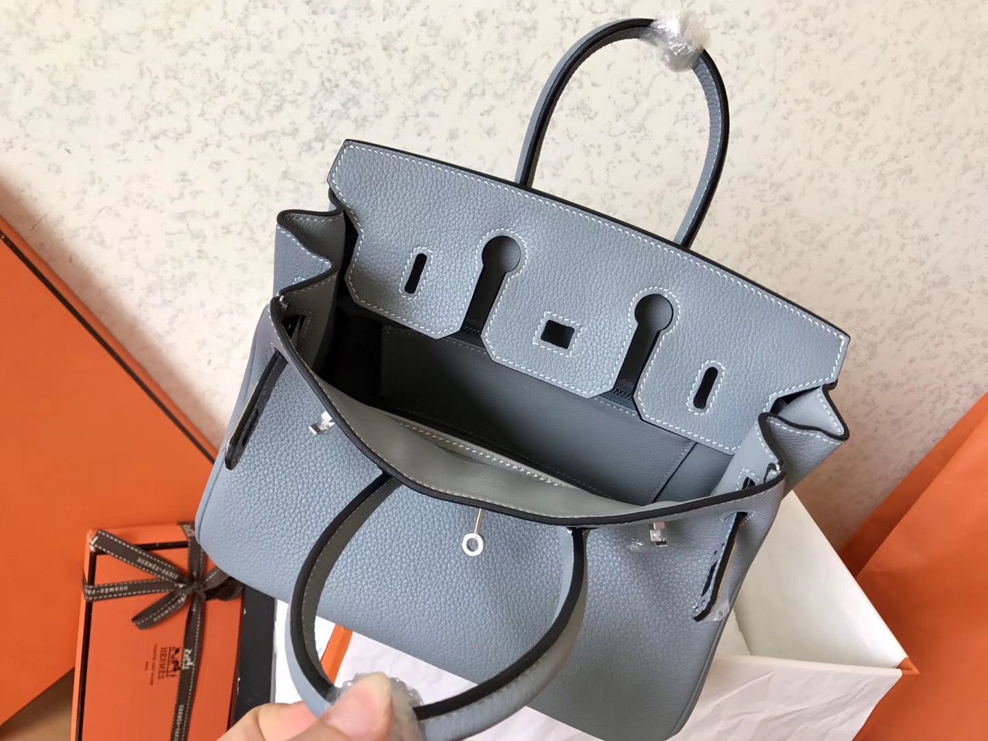 Hermes Birkin 25 Handmade Bag In Blue Lin Clemence Leather - Image 8