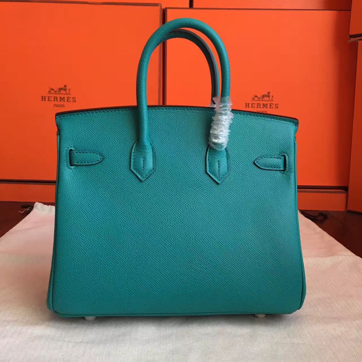 Hermes Birkin 25 Handmade Bag In Malachite Epsom Calfskin - Image 3