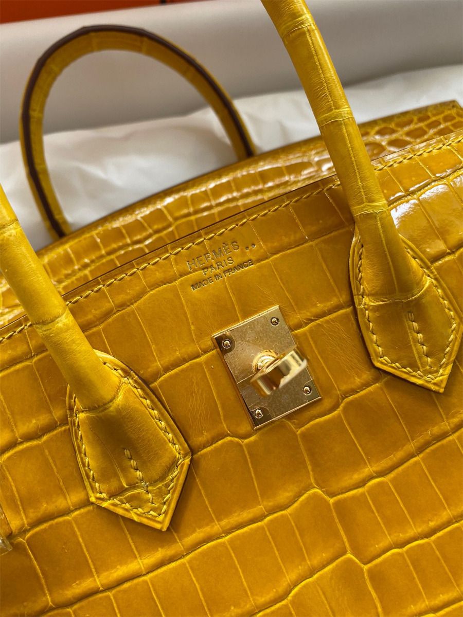 Hermes Birkin 25 Handmade Bag In Yellow Crocodile Niloticus Shiny Skin - Image 10