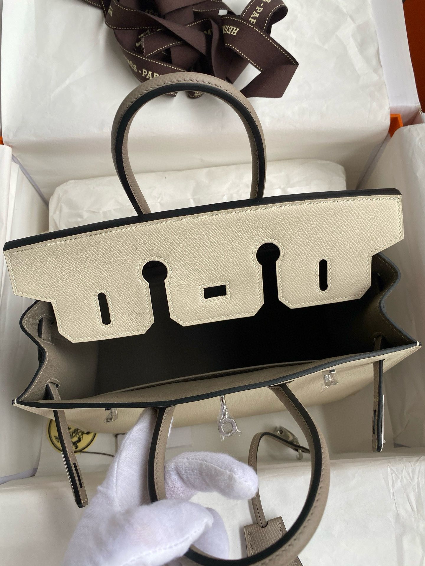 Hermes HSS Birkin 25 Sellier Bag in Craie and Gris Asphalt Epsom Calfskin - Image 8