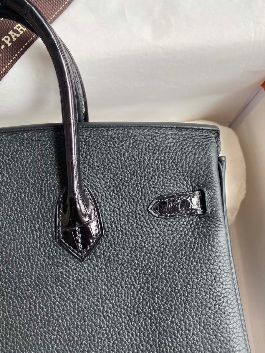 Hermes Touch Birkin 25 Bag in Black Togo and Shiny Alligator Leather - Image 5