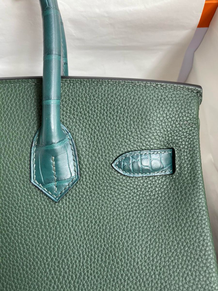 Hermes Touch Birkin 30 Bag in Green Clemence and Matte Alligator Leather - Image 5