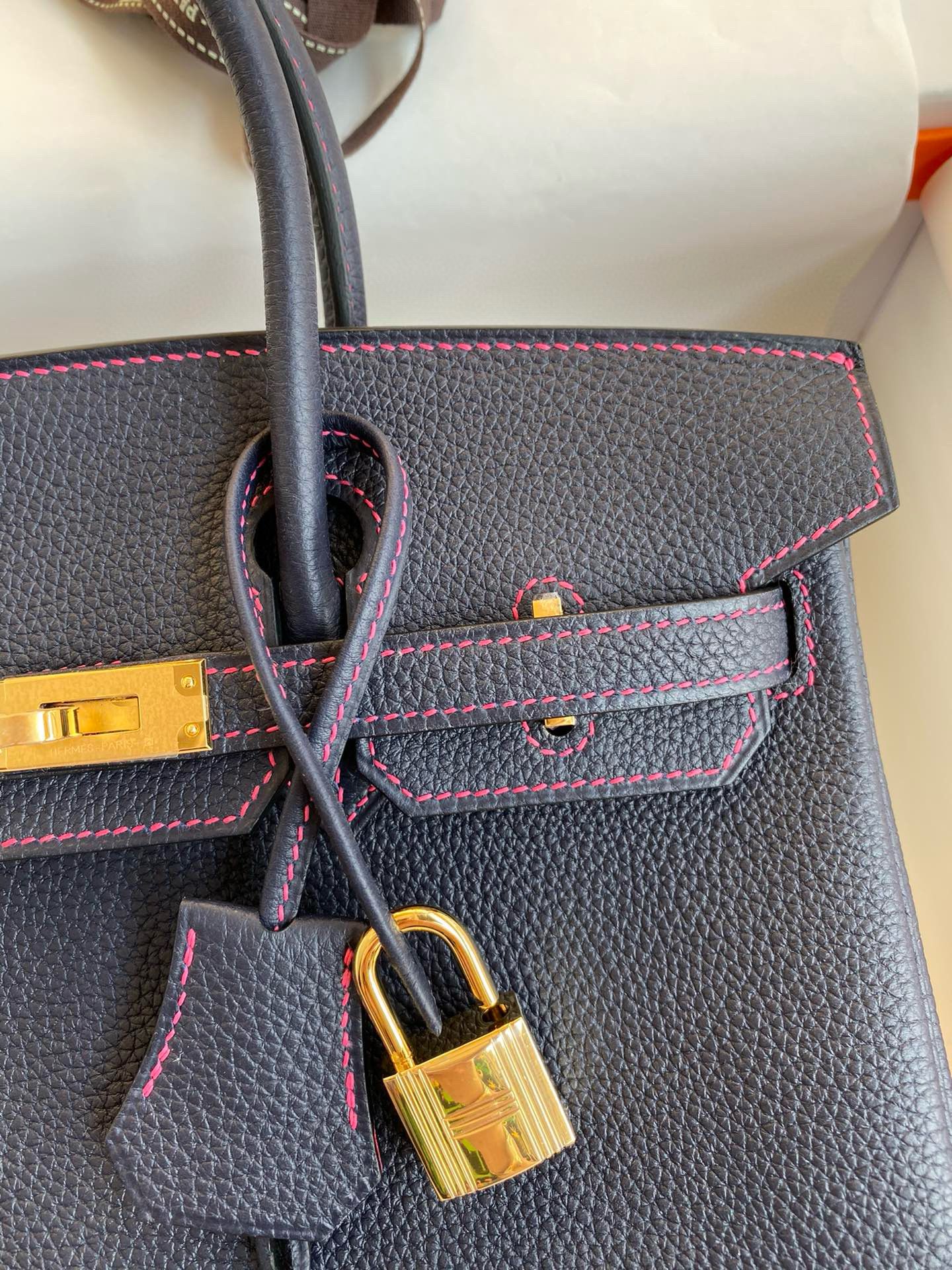 Hermes Birkin 25 Verso Retourne Handmade Bag in Blue Nuit Clemence Leather - Image 4