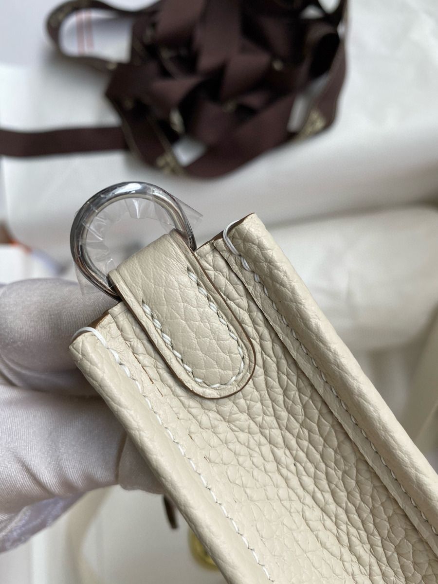 Hermes Evelyne Mini Handmade Bag in Craie Clemence Leather - Image 9