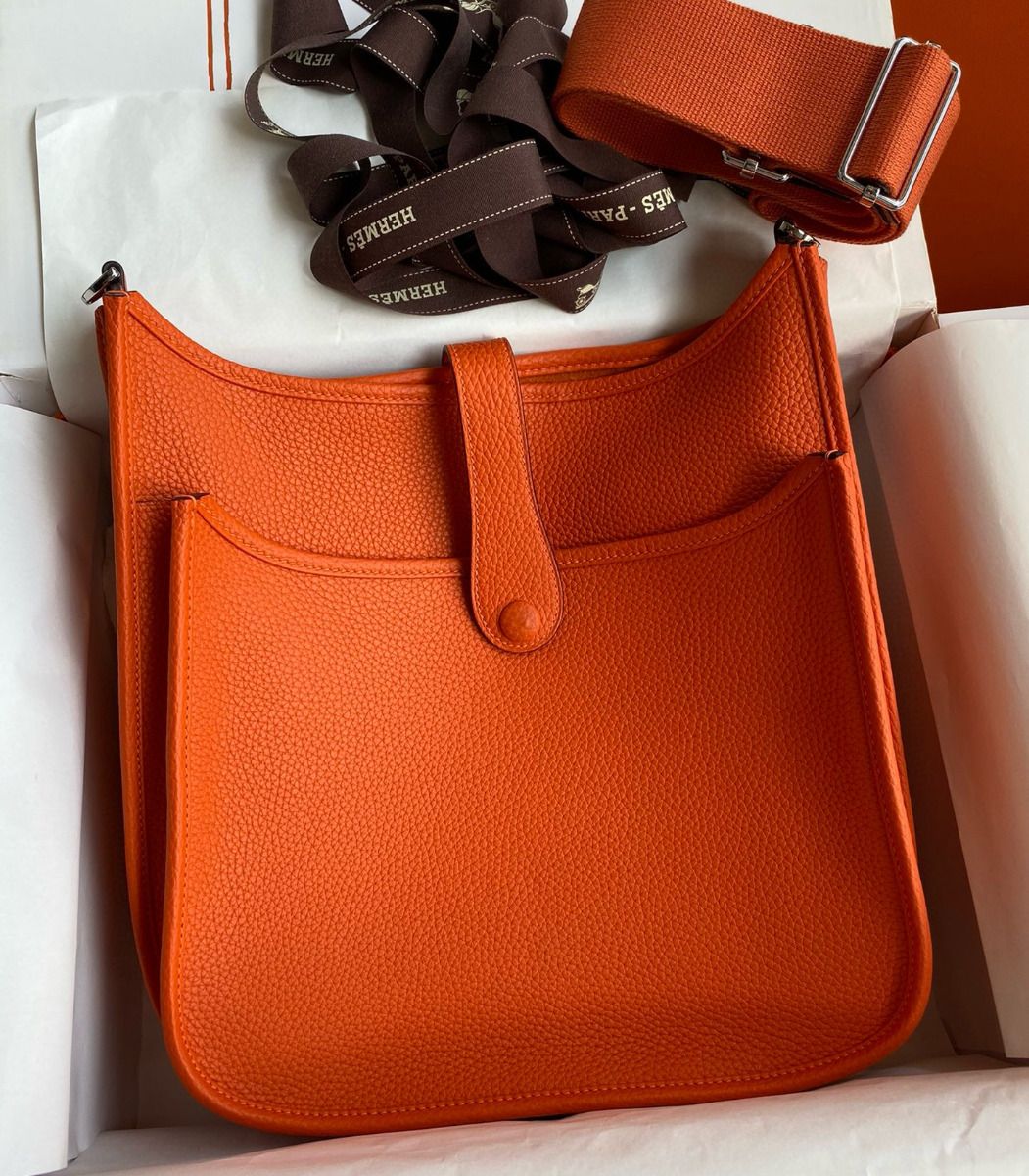 Hermes Evelyne III PM 29 Handmade Bag in Orange Clemence Leather - Image 3