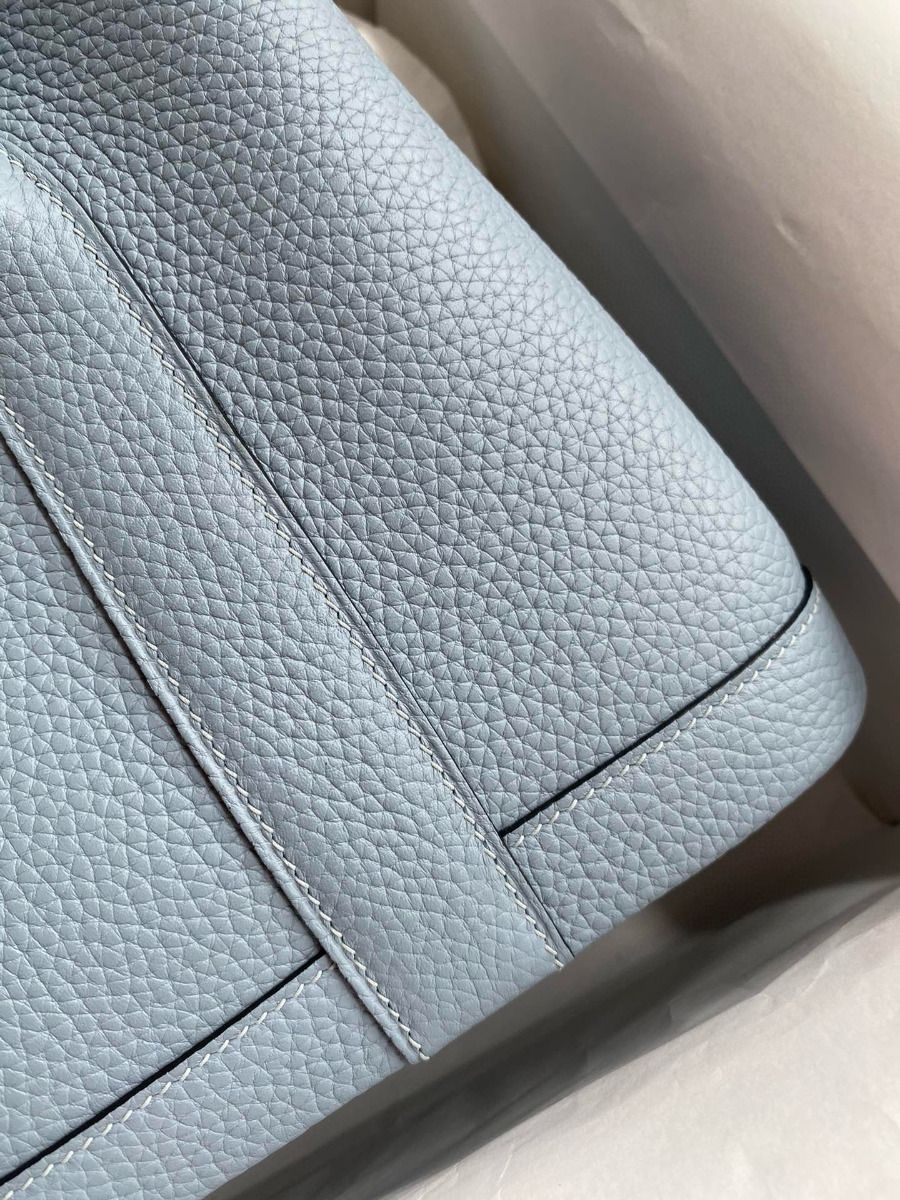 Hermes Garden Party 30 Handmade Bag in Blue Lin Clemence Leather - Image 4