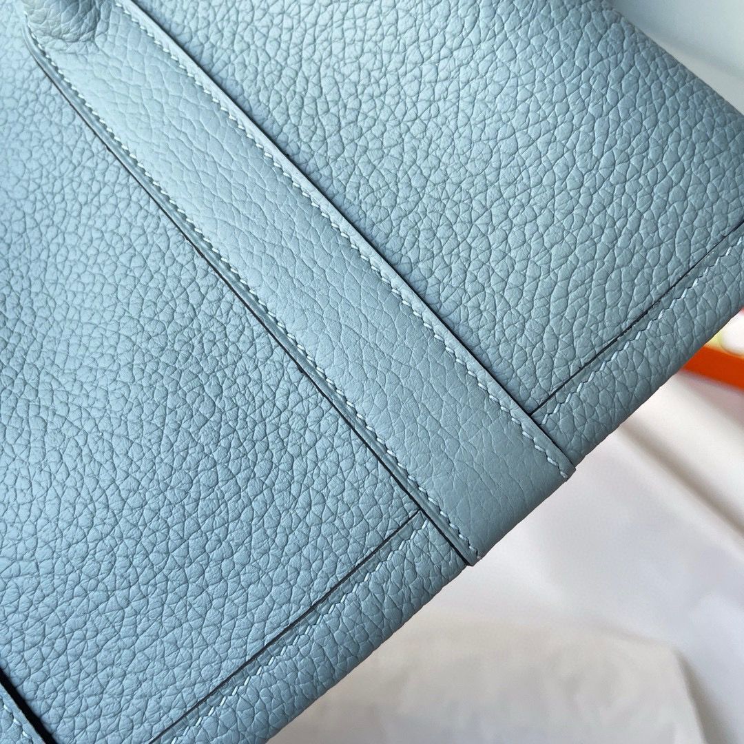 Hermes Garden Party 30 Handmade Bag in Ciel Negonda Leather - Image 5