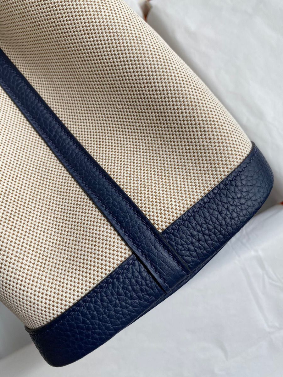 Hermes Garden Party 30 Handmade Bag in Toile and Blue Leather - Image 7