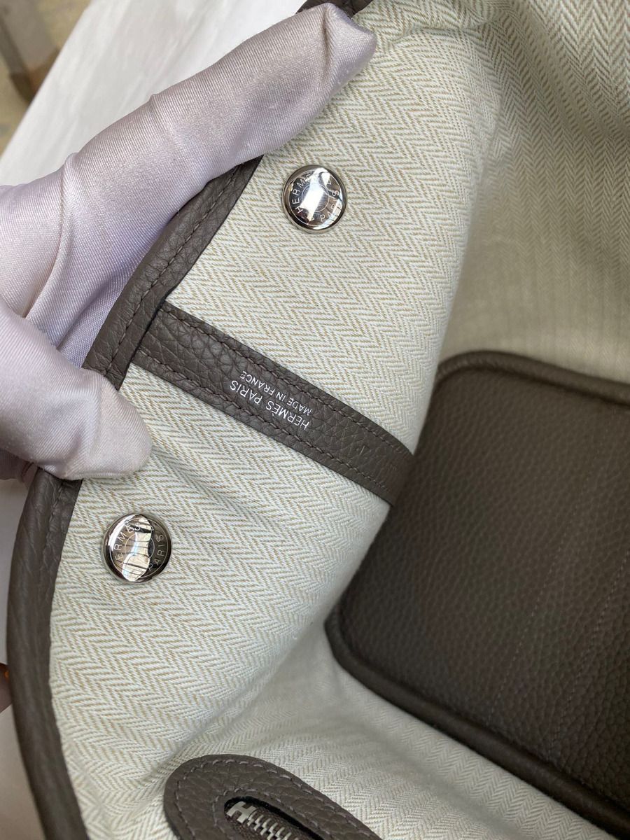 Hermes Garden Party 30 Handmade Bag in Toile and Etain Leather - Image 10