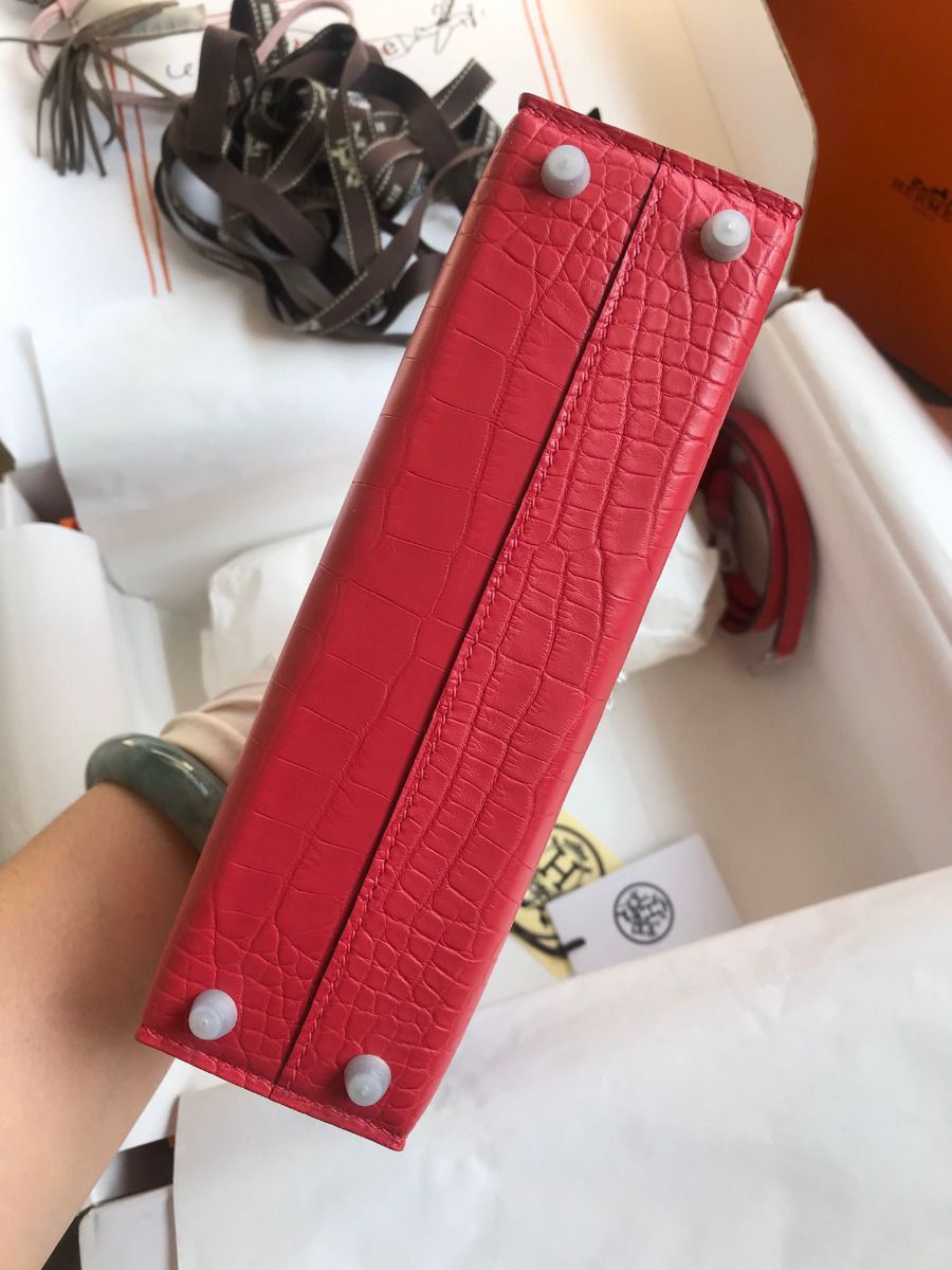 Hermes Kelly Mini II Sellier Handmade Bag In Rose Extreme Matte Alligator Leather - Image 7