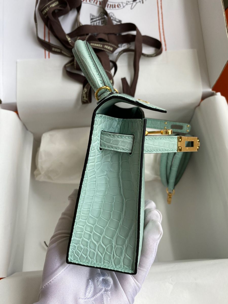 Hermes Kelly Mini II Sellier Handmade Bag In Vert D'eau Matte Alligator Leather - Image 7