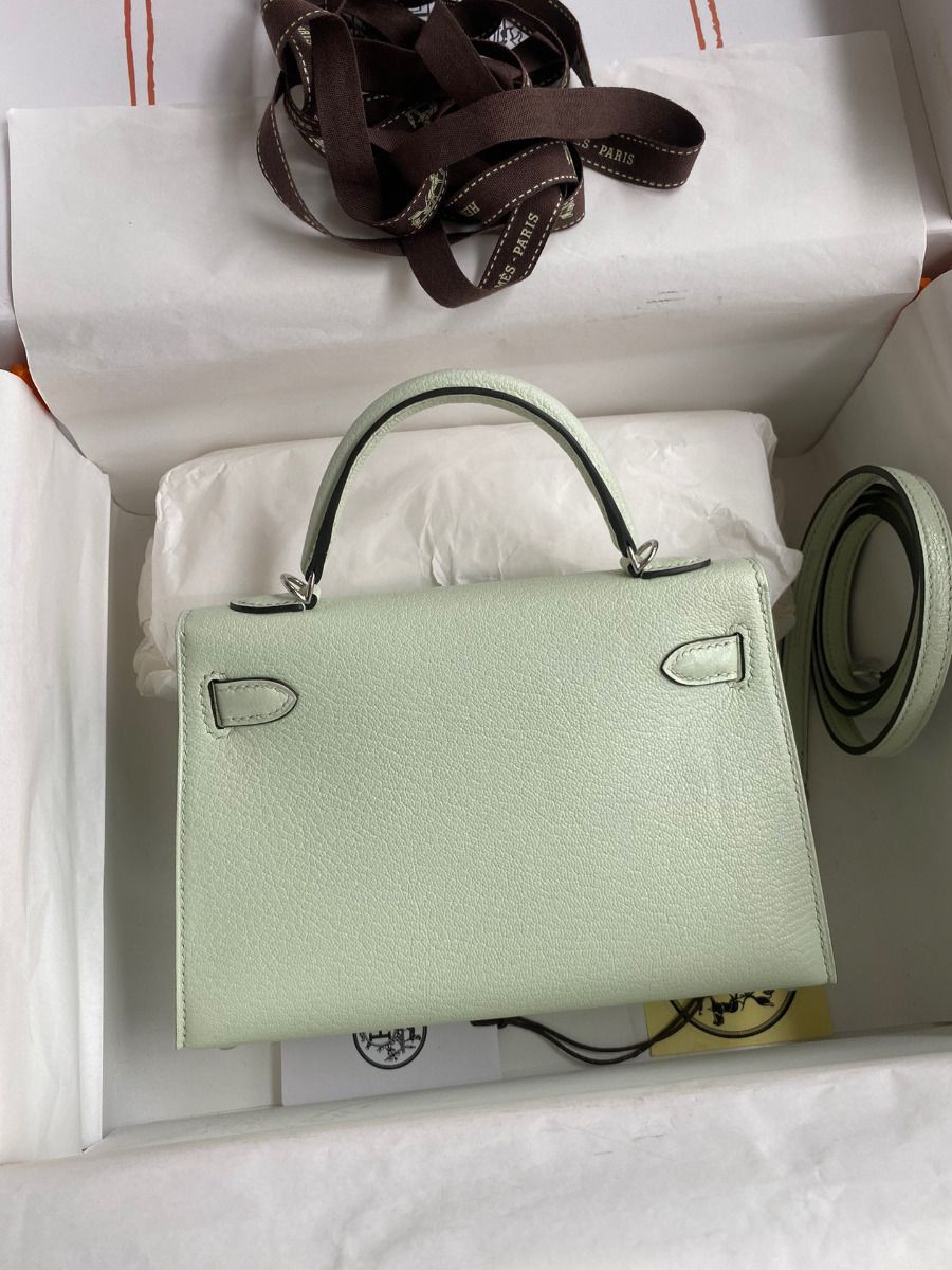 Hermes Kelly Mini II Sellier Handmade Bag In Vert Fizz Chevre Mysore Leather - Image 3