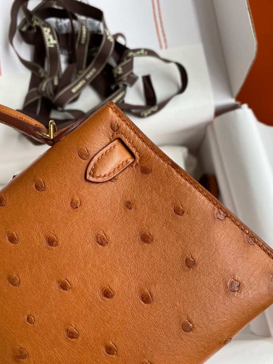 Hermes Kelly Mini II Sellier Handmade Bag In Gold Ostrich Leather - Image 6
