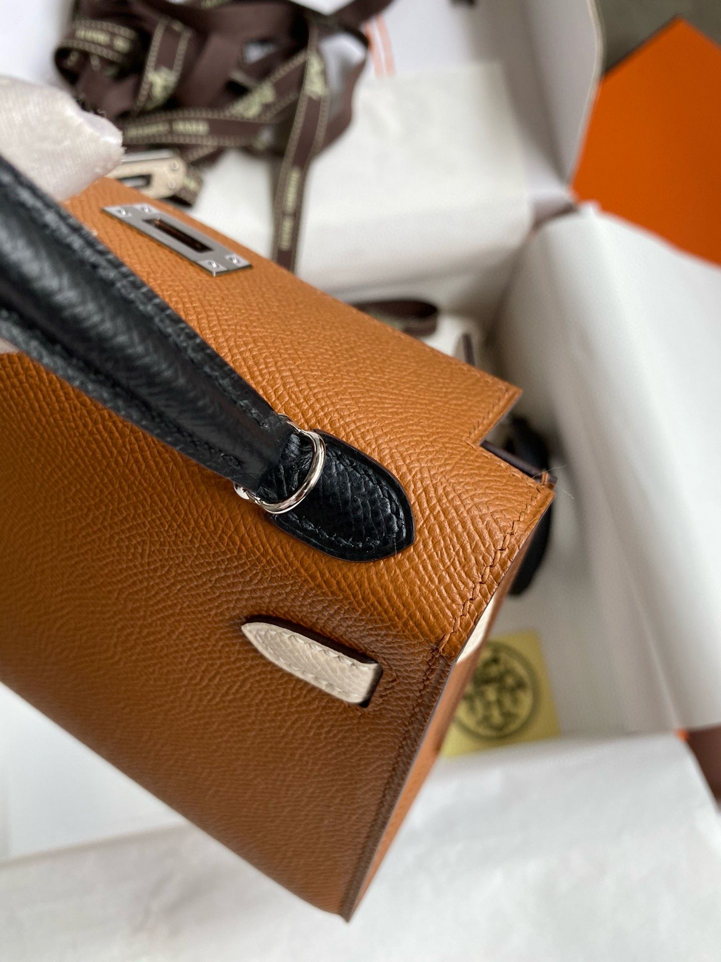 Hermes HSS Kelly Mini II Sellier Tri-color Bag in Gold/Craie/Black Epsom Calfskin - Image 8