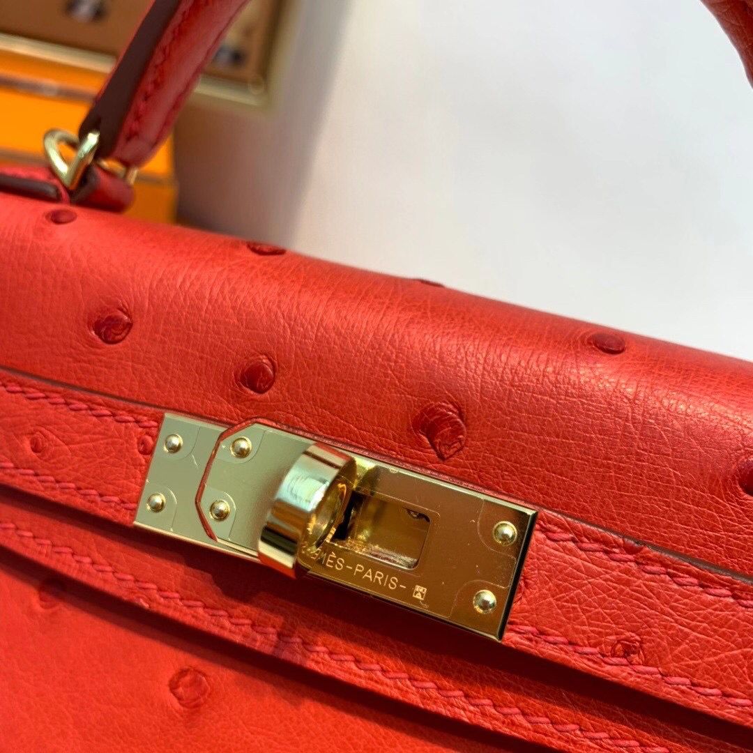 Hermes Kelly Mini II Handmade Bag In Red Ostrich Leather - Image 4