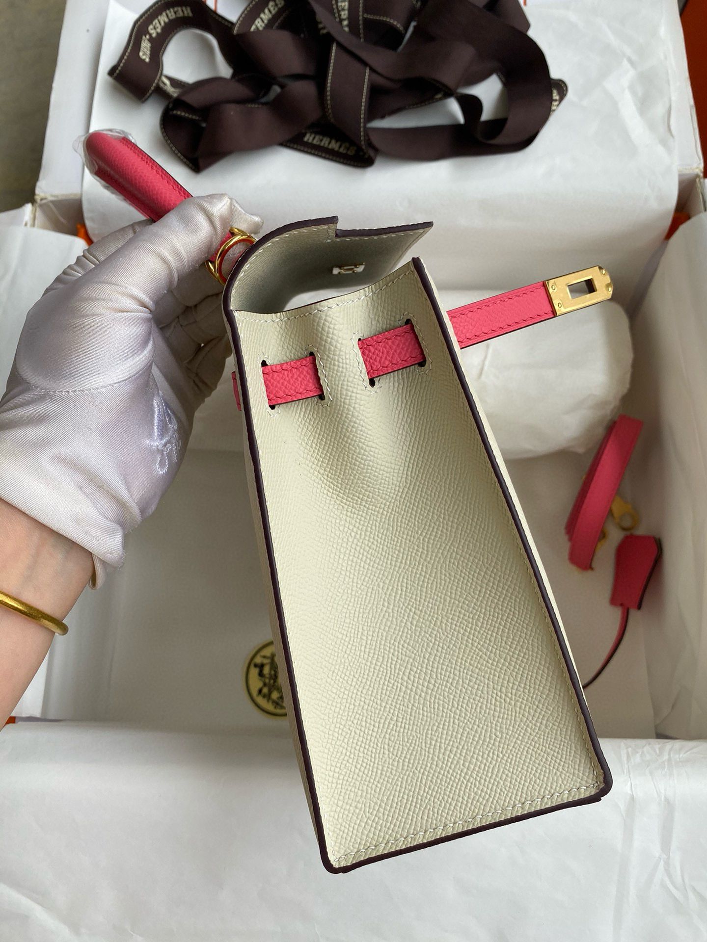 Hermes HSS Kelly Sellier 25 Bag in Craie and Rose Lipstick Epsom Calfskin - Image 6