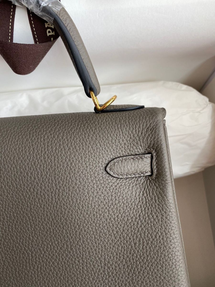 Hermes Kelly Retourne 25 Handmade Bag In Etain Clemence Leather - Image 5