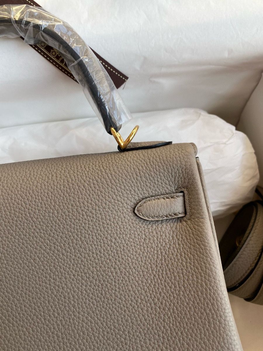 Hermes Kelly Retourne 25 Handmade Bag In Gris Meyer Clemence Leather - Image 5