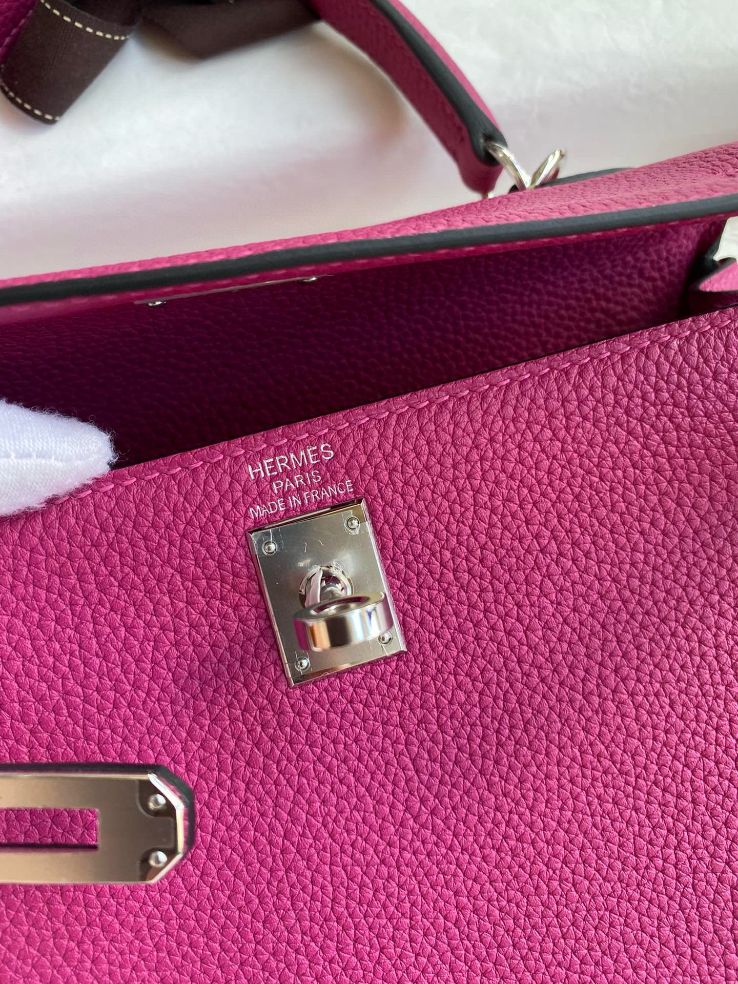 Hermes Kelly Retourne 25 Handmade Bag In Rose Purple Clemence Leather - Image 8