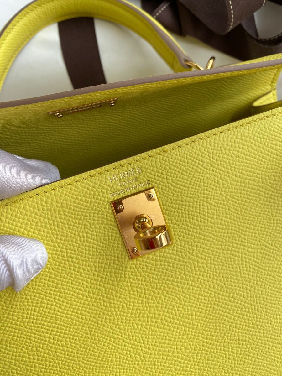 Hermes Kelly Sellier 25 Handmade Bag In Lime Epsom Calfskin - Image 8