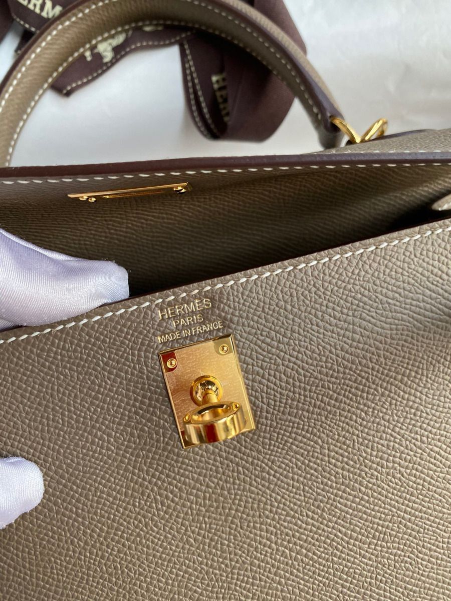 Hermes Kelly Sellier 25 Handmade Bag In Taupe Epsom Calfskin - Image 8