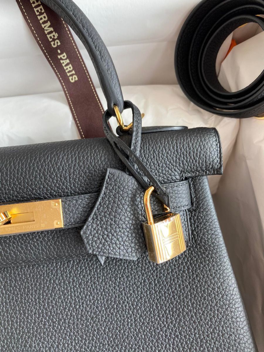 Hermes Kelly Retourne 28 Handmade Bag In Black Clemence Leather - Image 4