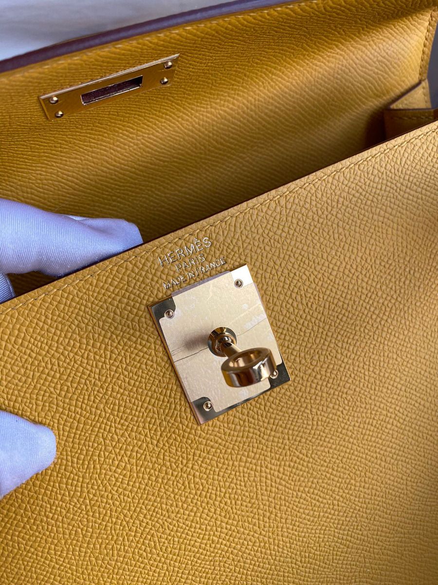 Hermes Kelly Sellier 28 Handmade Bag In Jaune Ambre Epsom Calfskin - Image 9