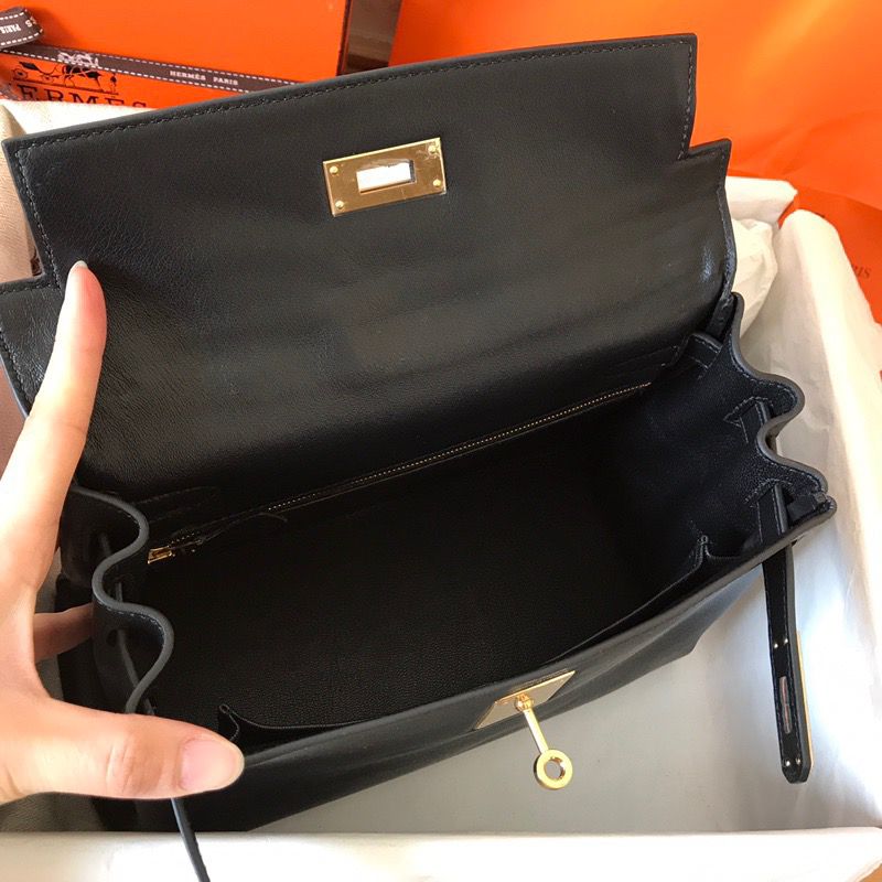 Hermes Kelly Retourne 28 Handmade Bag In Black Swift Calfskin - Image 7