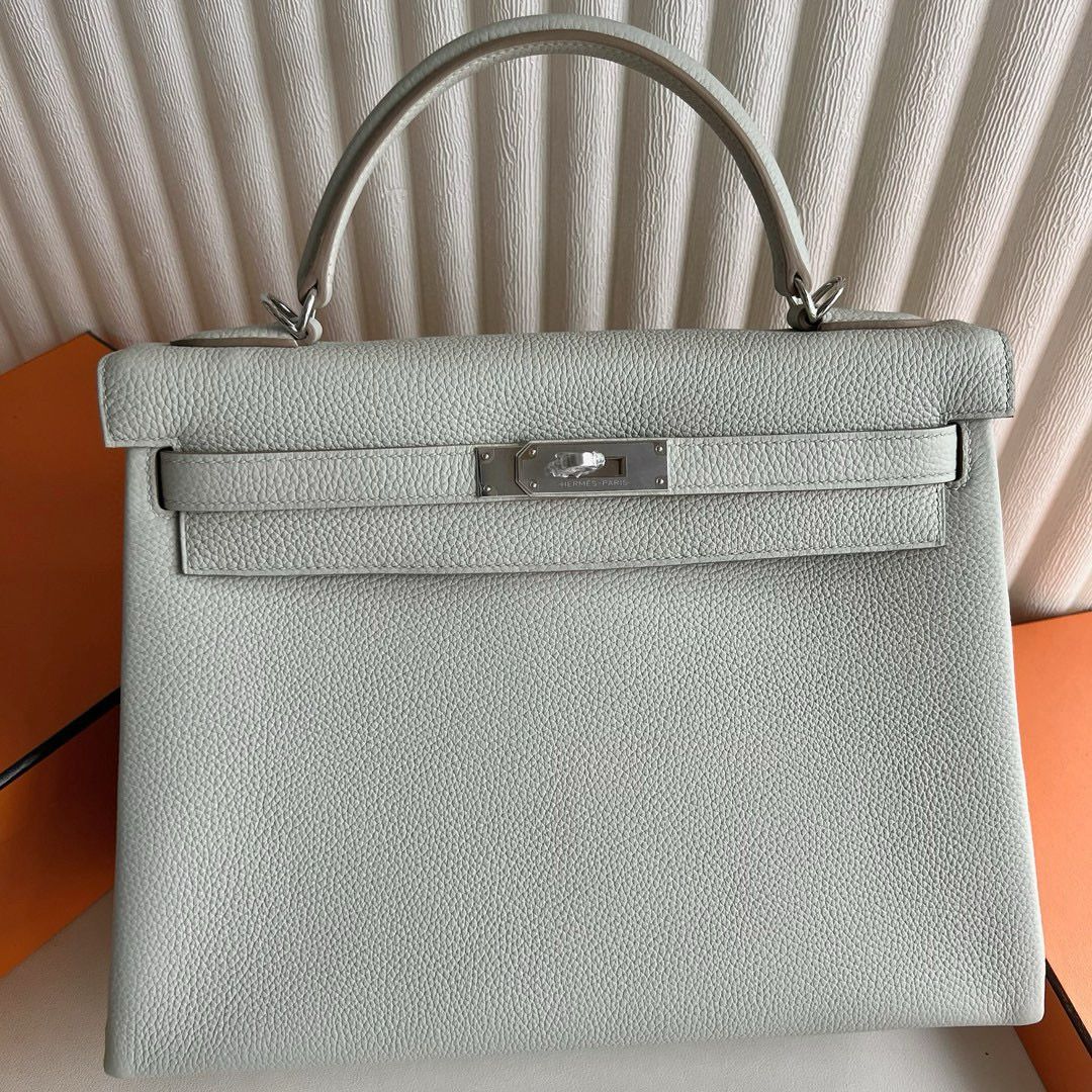 Hermes Kelly Retourne 32 Handmade Bag in Pearl Grey Clemence Leather