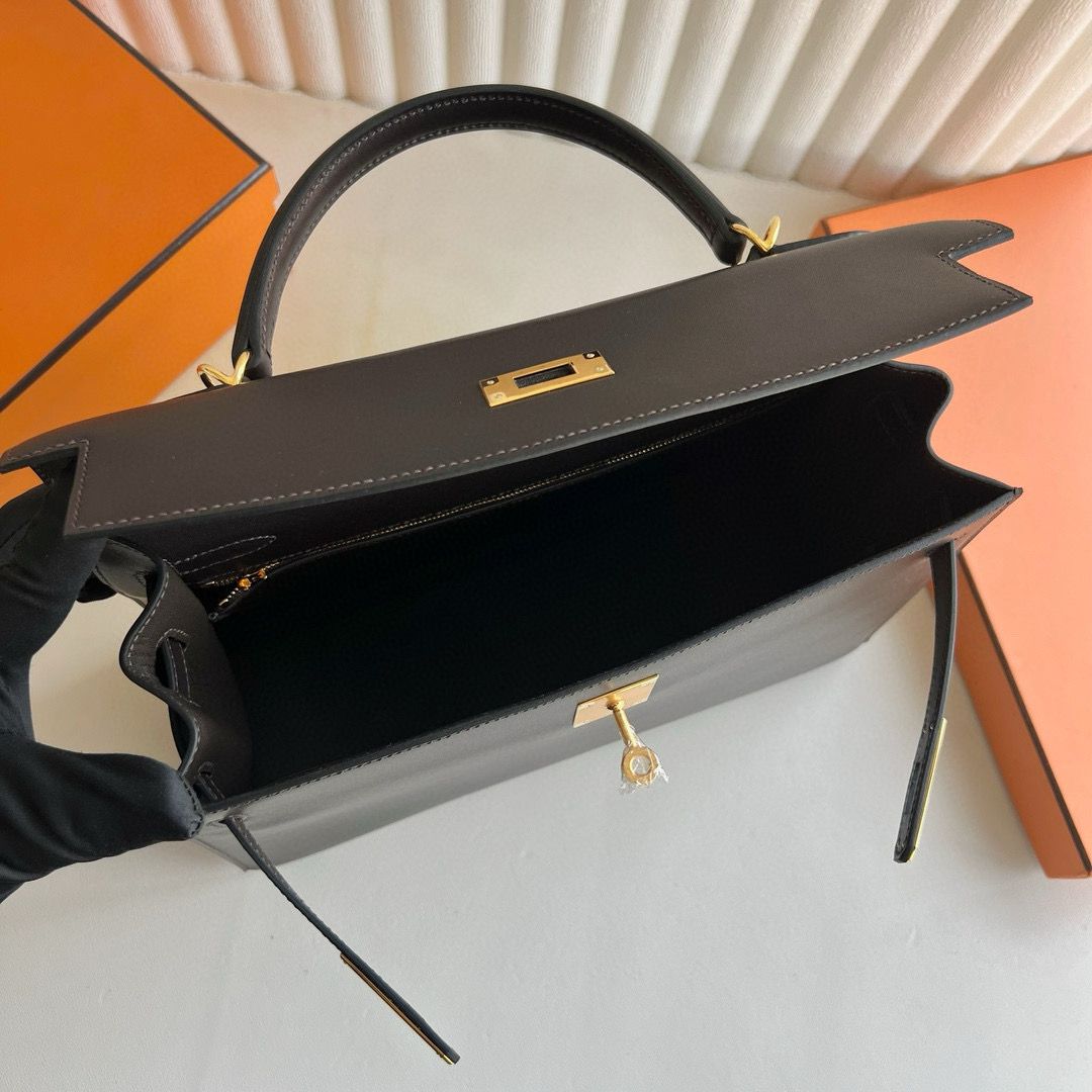 Hermes Kelly Retourne 32cm Handmade Bag in Black Swift Calfskin - Image 4