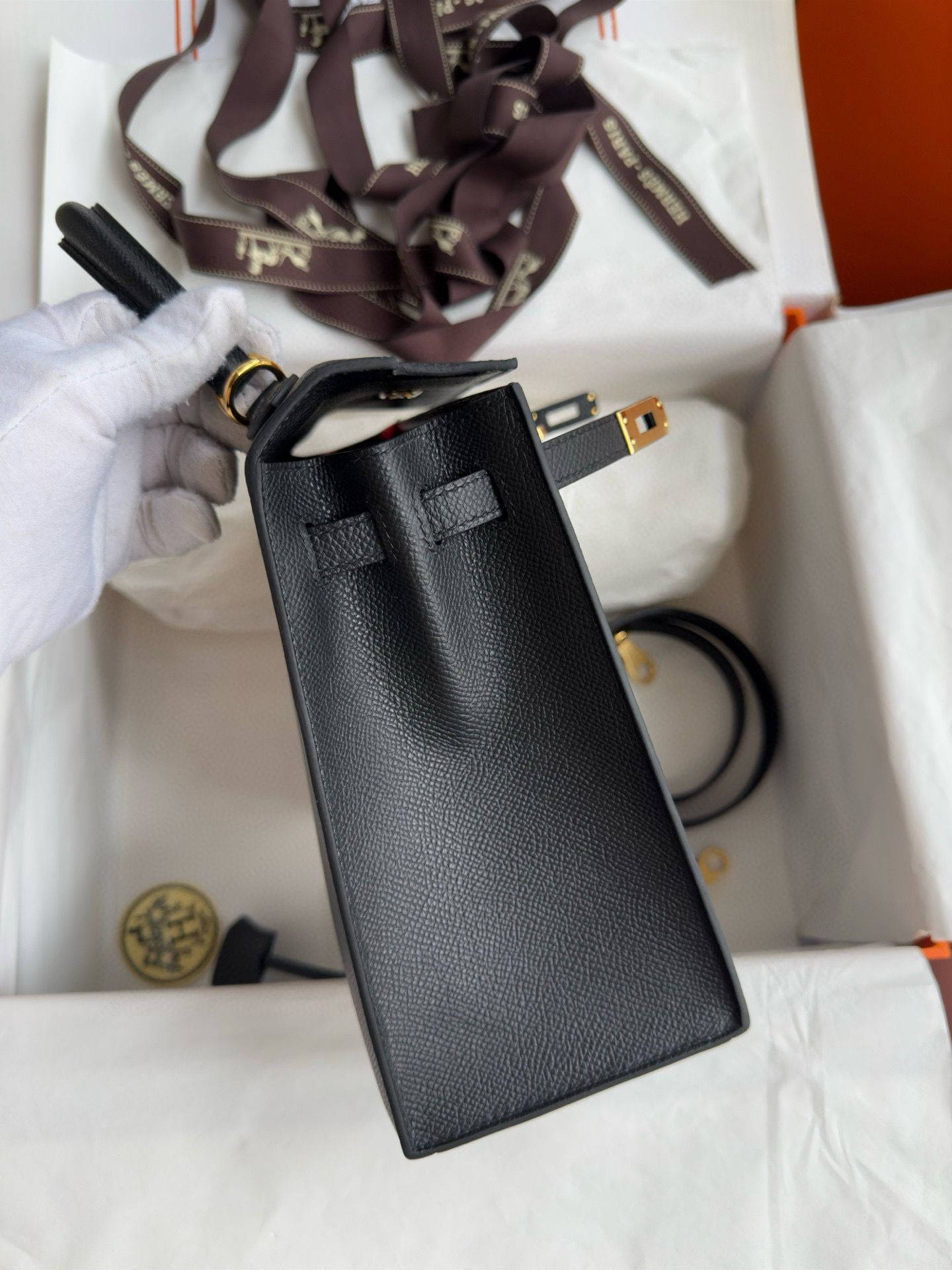 Hermes Kelly Sellier 25 Verso Handmade Bag in Black Epsom Calfskin - Image 6